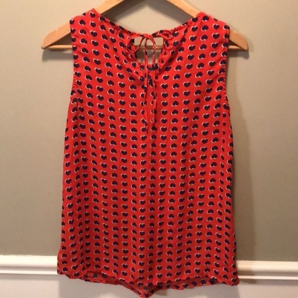 CYNTHIA ROWLEY Sleeveless Pleated Heart Blouse - Picture 5 of 8